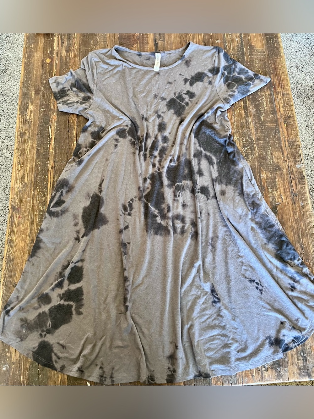 Zenana Premium Tie-Dye Swing Tee Dress - Gray & Black Sz L